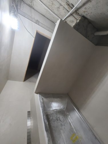 1600 x 1100 사이즈의 대형욕조가 들어간 거실욕실