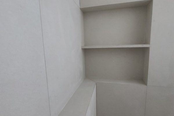 산본 레미안 아파트 안방욕실 타일 선반 및 젠다이