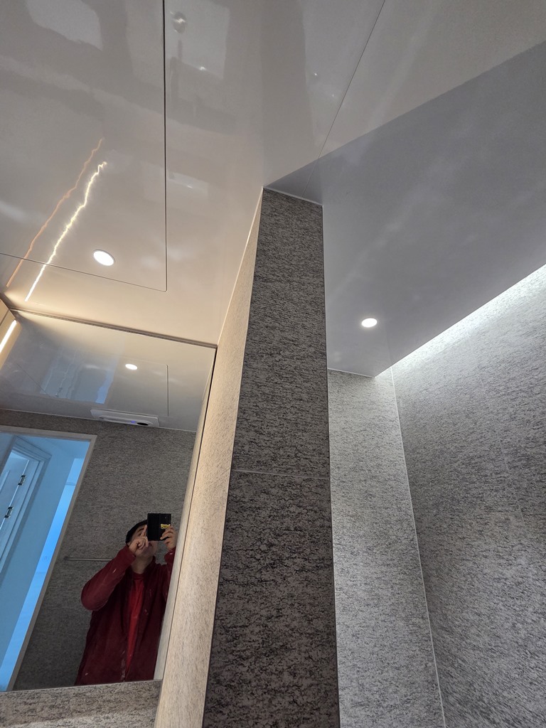 1200x600 포쉐린타일로 제작한 타일 파티션 졸리컷 레진마감